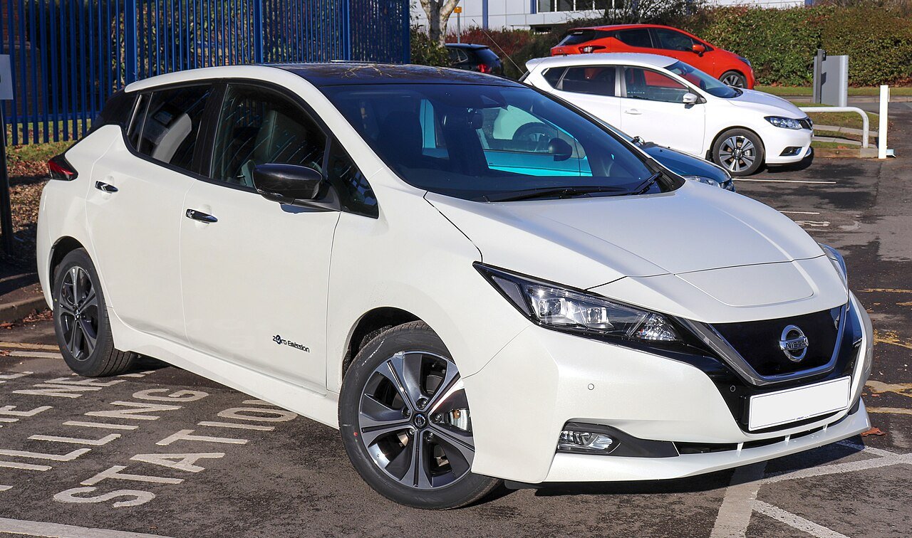 2017 Nissan LEAF S — photo 4